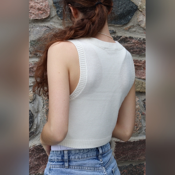 Cream Cropped Bluenotes Sweater Vest - Picture 4 of 7